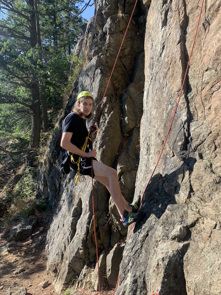 All business rappel shot